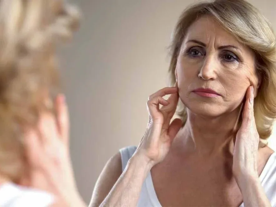 femme qui à besoin lifting naturel, Kobido à Nice